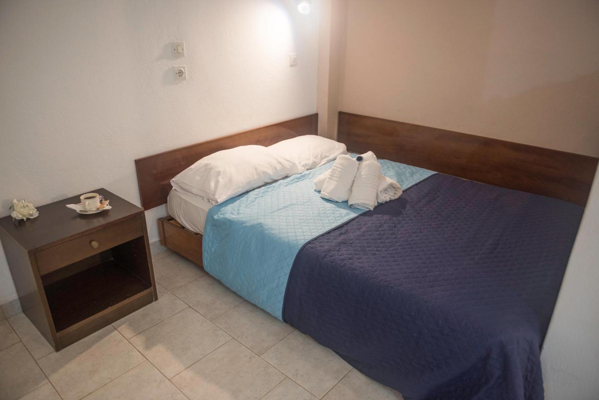 Antonios Hotel Faliraki Rum bild