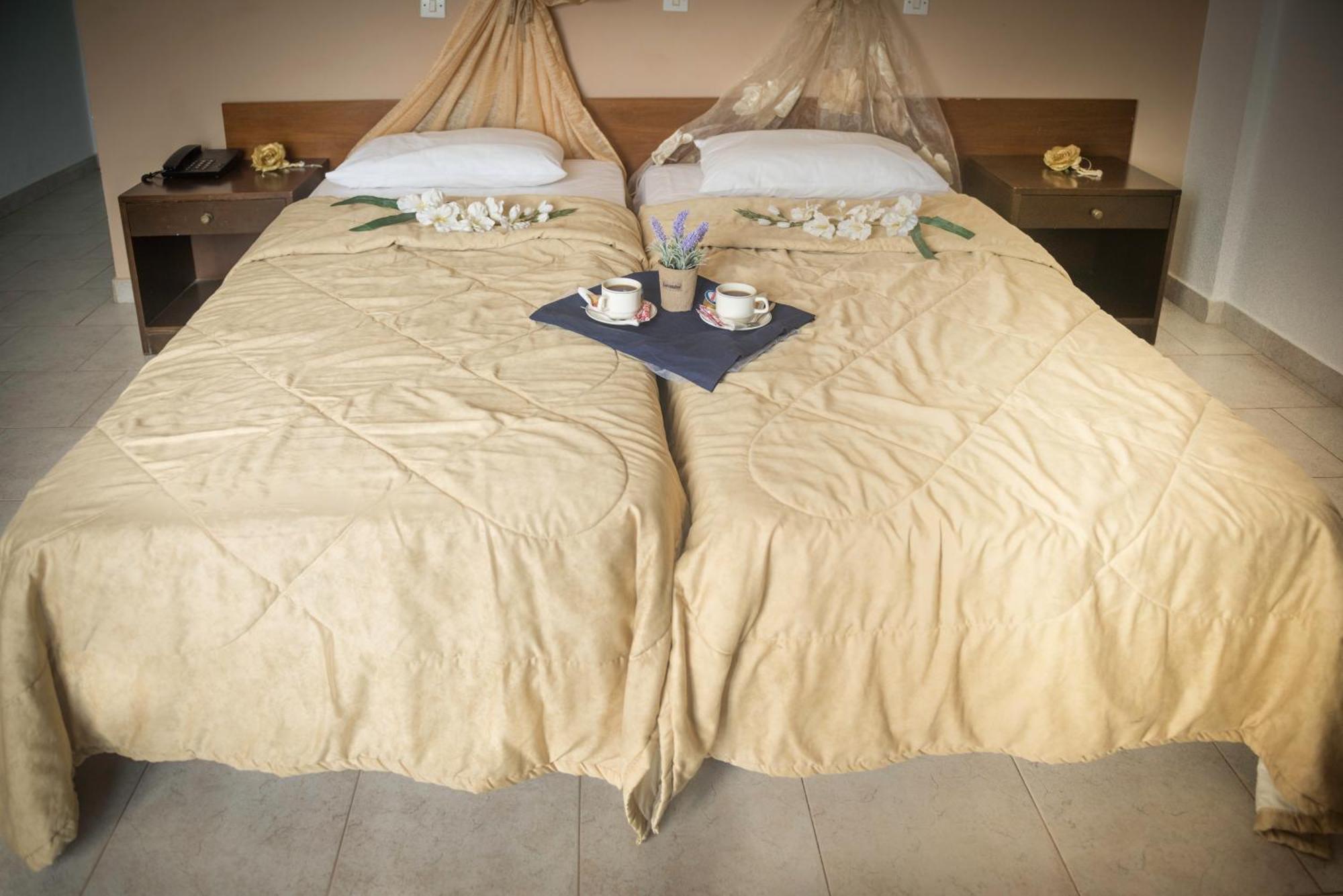 Antonios Hotel Faliraki Rum bild